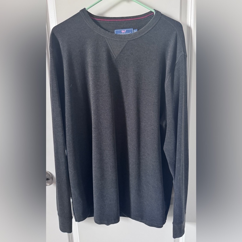 NWOT Vineyard Vines Black Pullover Size XL